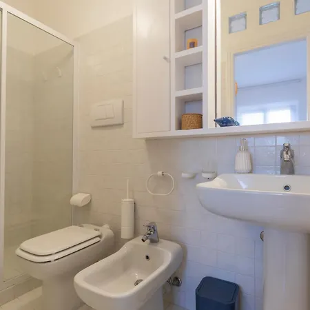 Apartment Dimora Del Golfo, 300mt From Procchio *